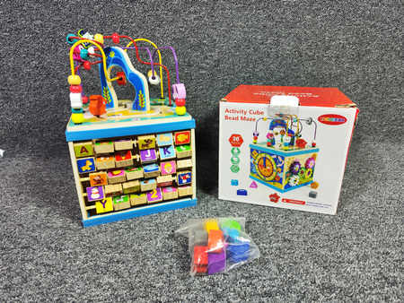 DREWNIANY SORTER KOSTKA EDUKACYJNA ALFABET KOLOROWY MONTESSORI Z LABIRYNTEM